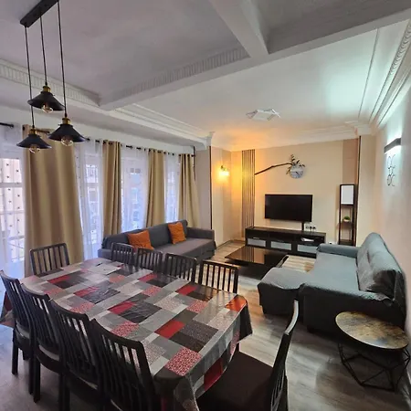 Turia Apartment *