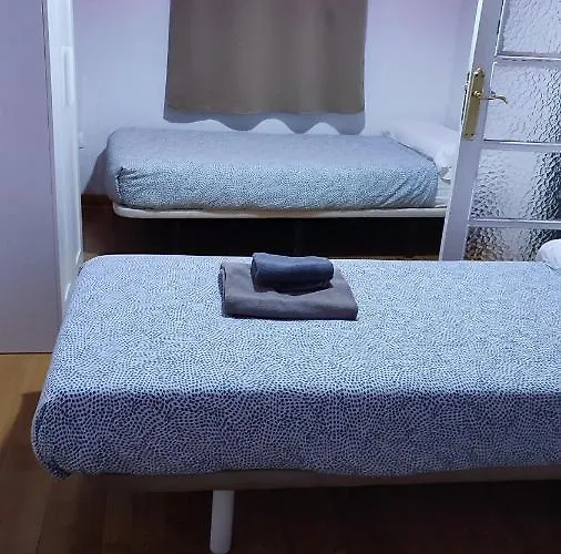 アパート アパルタメントス トゥリア